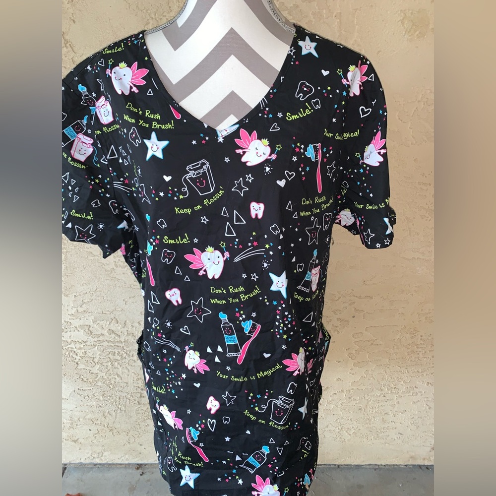 Woman Scrubstar dental scrub top 3x